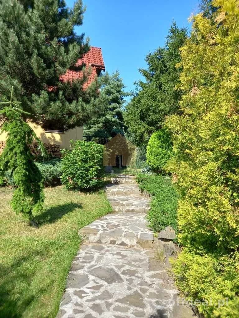 Dom jednorodzinny na działce 19 ar, Boleścin