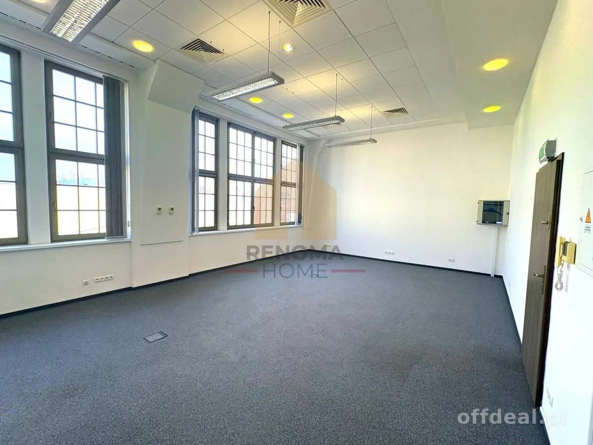 commercial property for rent in Zielona Góra | 42.89 m²