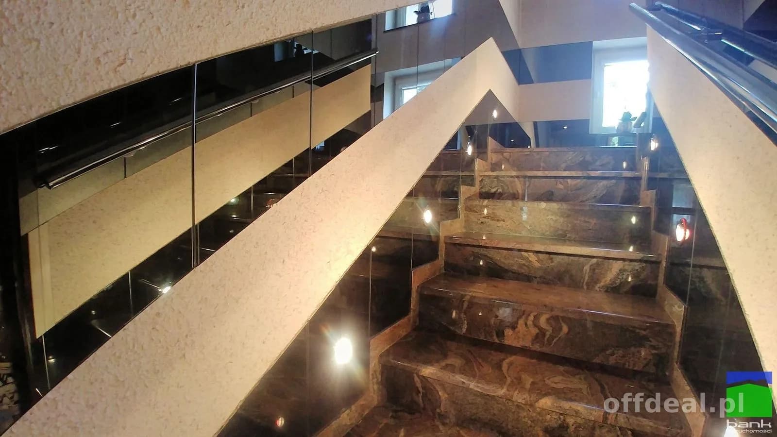 Górna - dom 242 m2 z zakładem produkcyjnym 260 m2