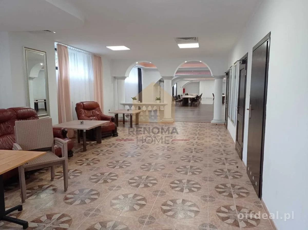 commercial property for sale in Kunice | 774.96 m²