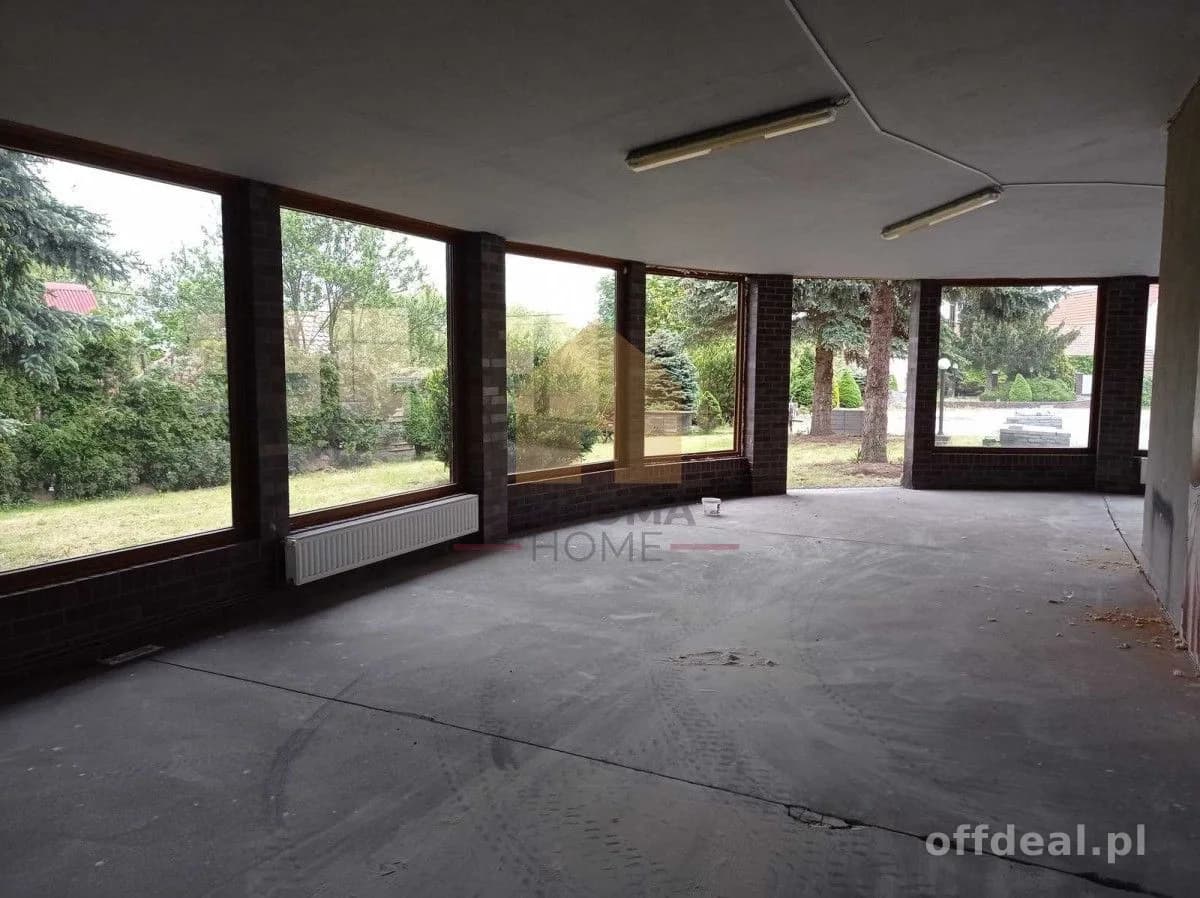 commercial property for sale in Kunice | 774.96 m²