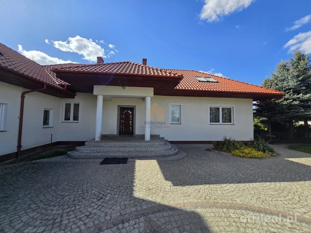 Posiadłość 398m2 - działka 3800 m2- blisko miasta