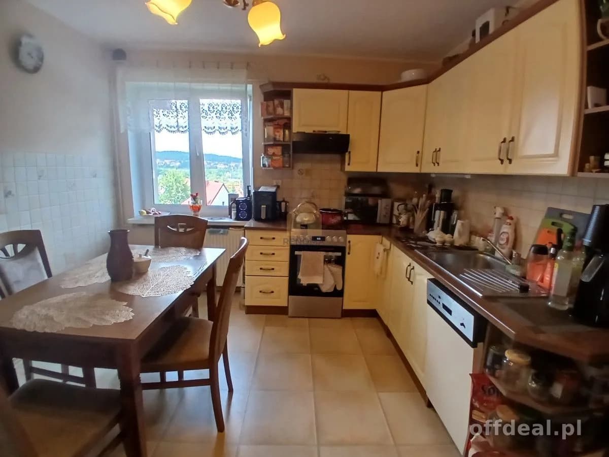 3-Zimmer Wohnung zum Verkauf in Wałbrzych, Śródmieście | 88 m²