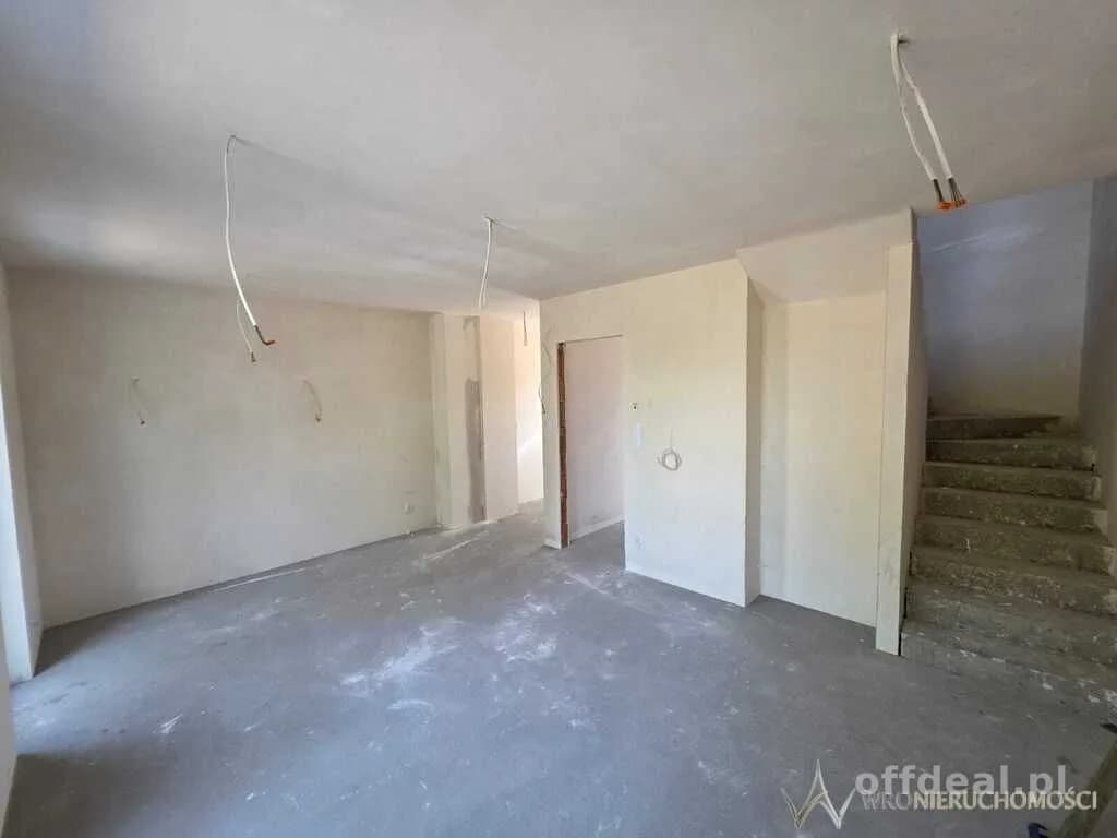3 pokoje, 56 m², dwa poziomy, fotowoltaika