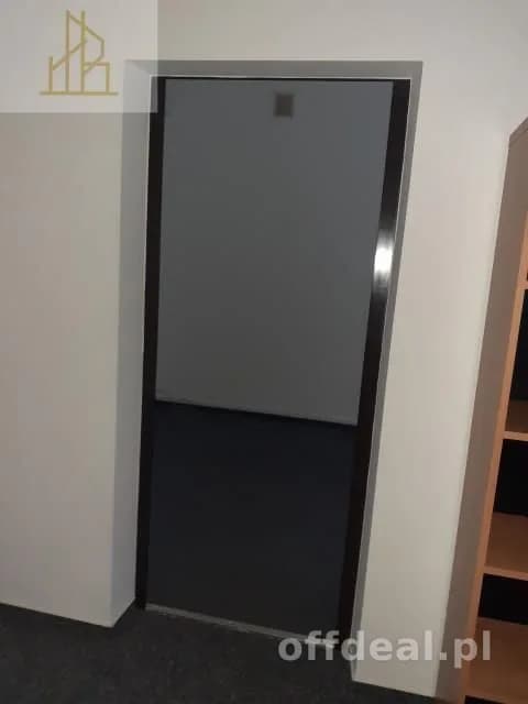 bien commercial à louer à Warszawa, Annopol | 34 m²