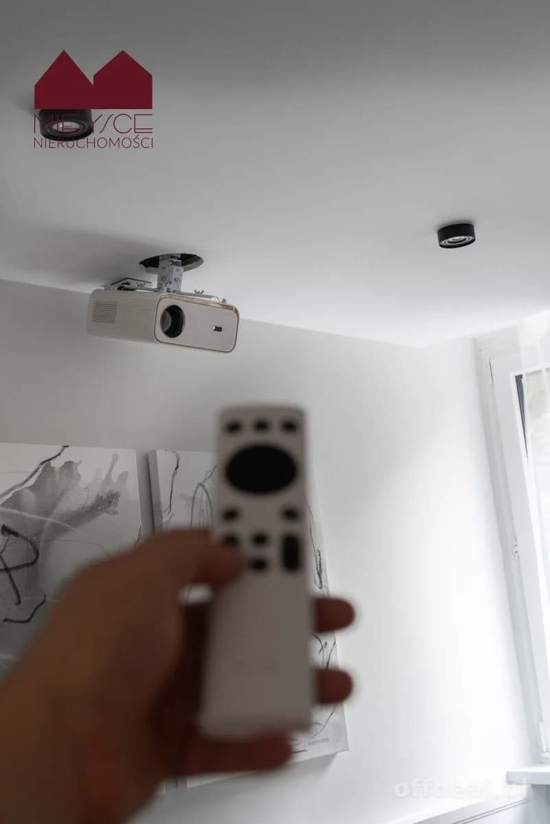 Dwa niezależne pokoje, Wysoki standard wyposażenia