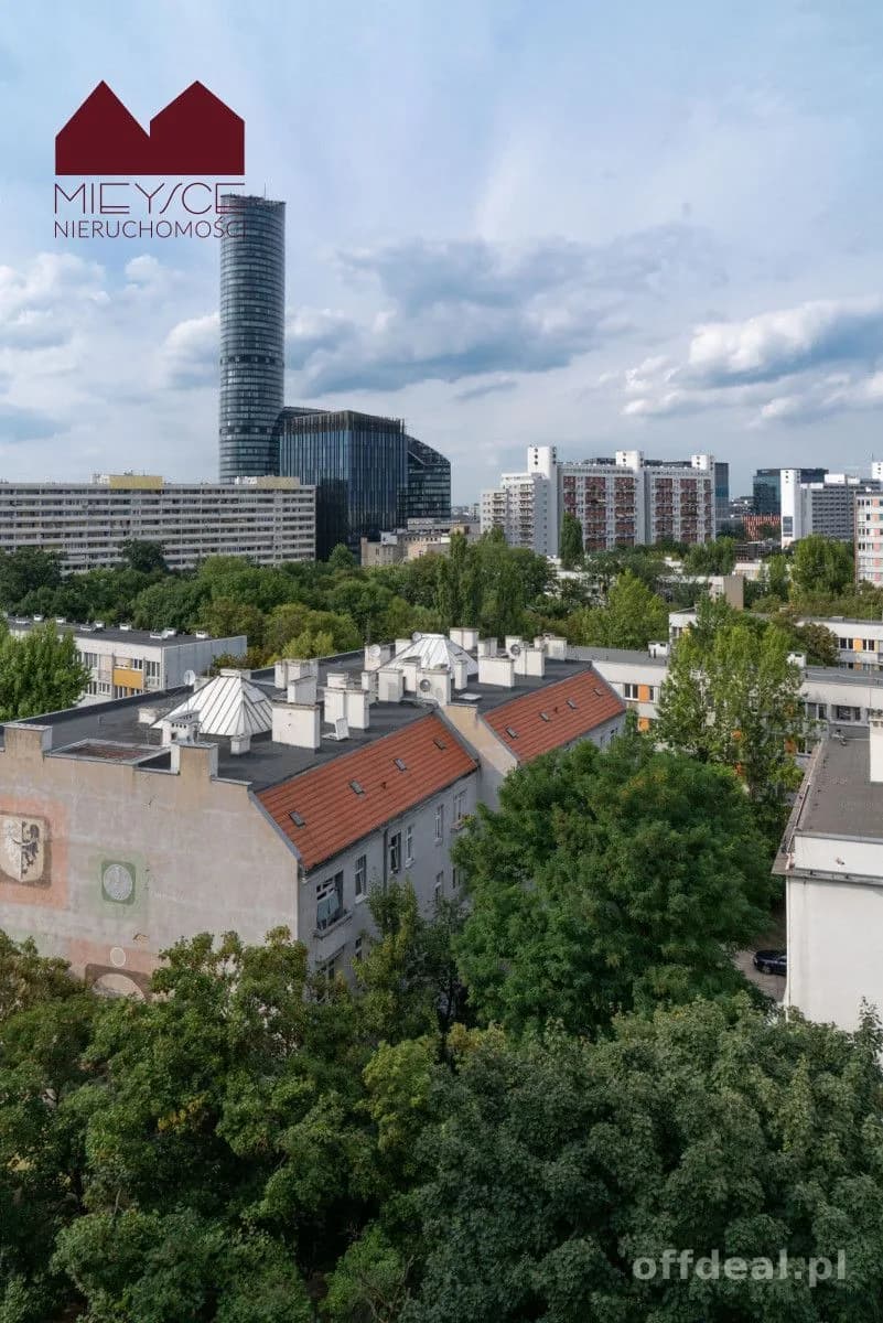 Dwa niezależne pokoje, Wysoki standard wyposażenia