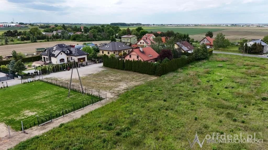 Słoneczna działka budowlana * 900 m2 * media
