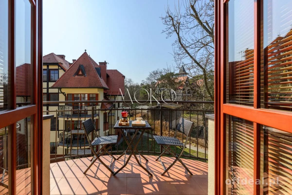 Komfortowy apartament z antresolą blisko plaży