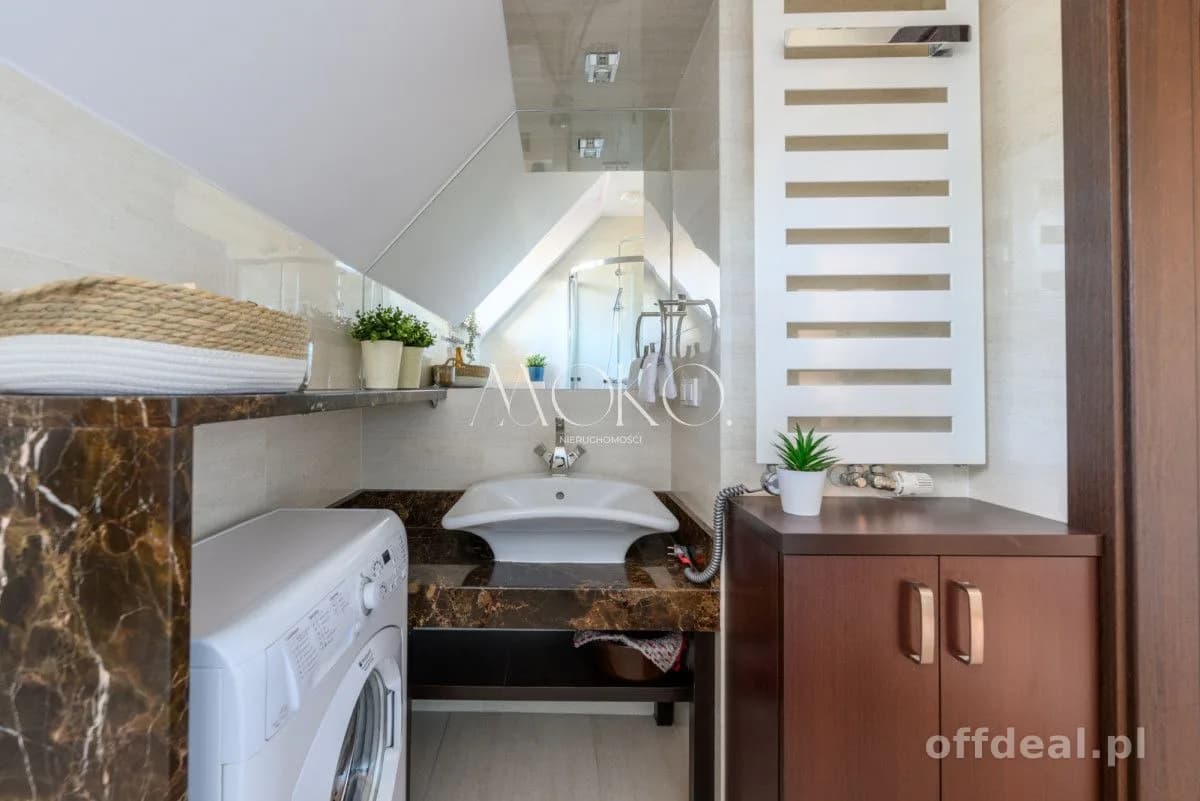 Komfortowy apartament z antresolą blisko plaży