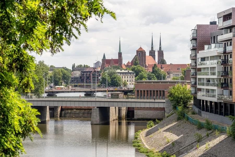 appartement à louer à Wrocław, Śródmieście, Nadodrze | 3 pièces | 90 m²