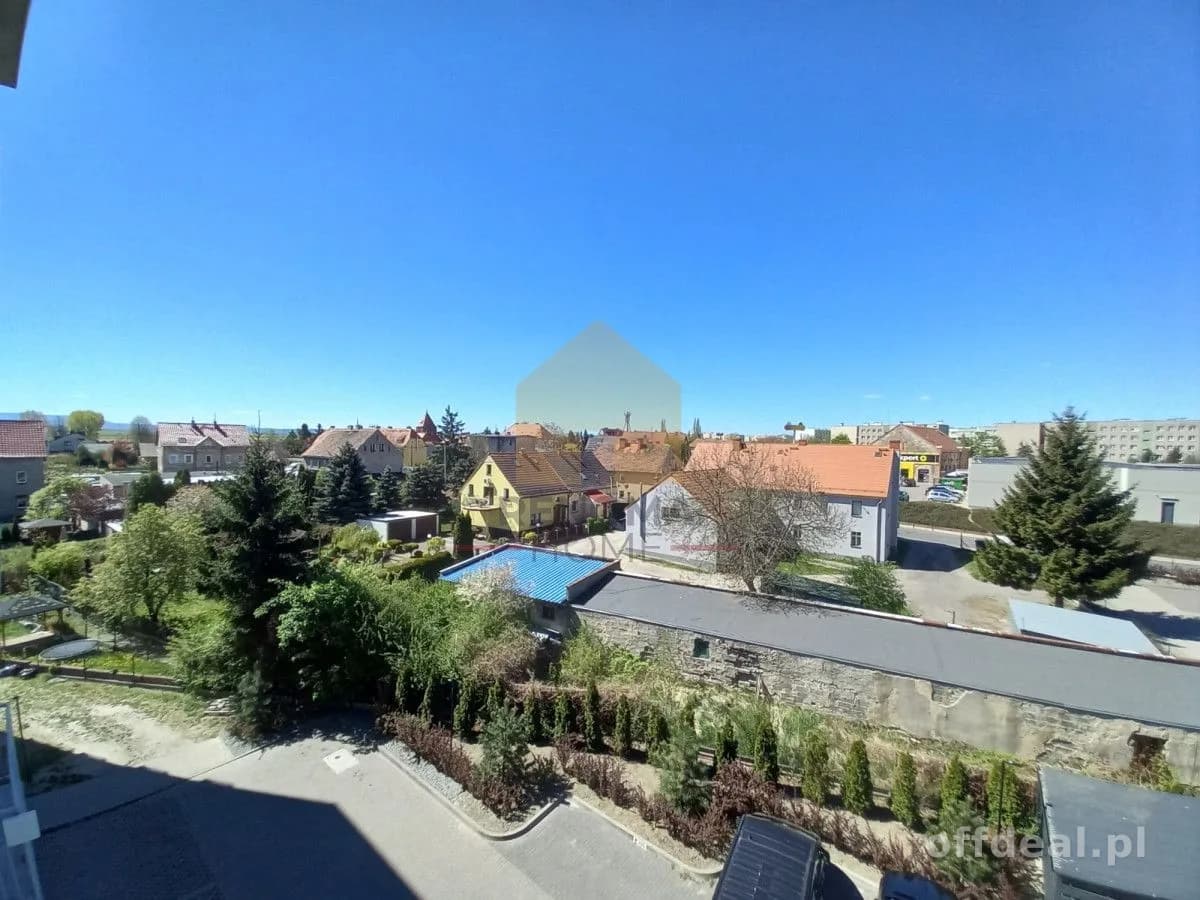 Trzypokojowe mieszkanie z balkonem, parking