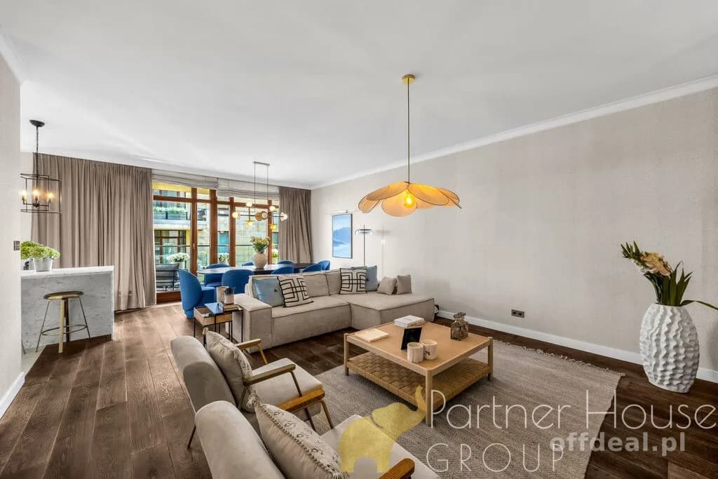 Luksusowy apartament z garderobą marzeń