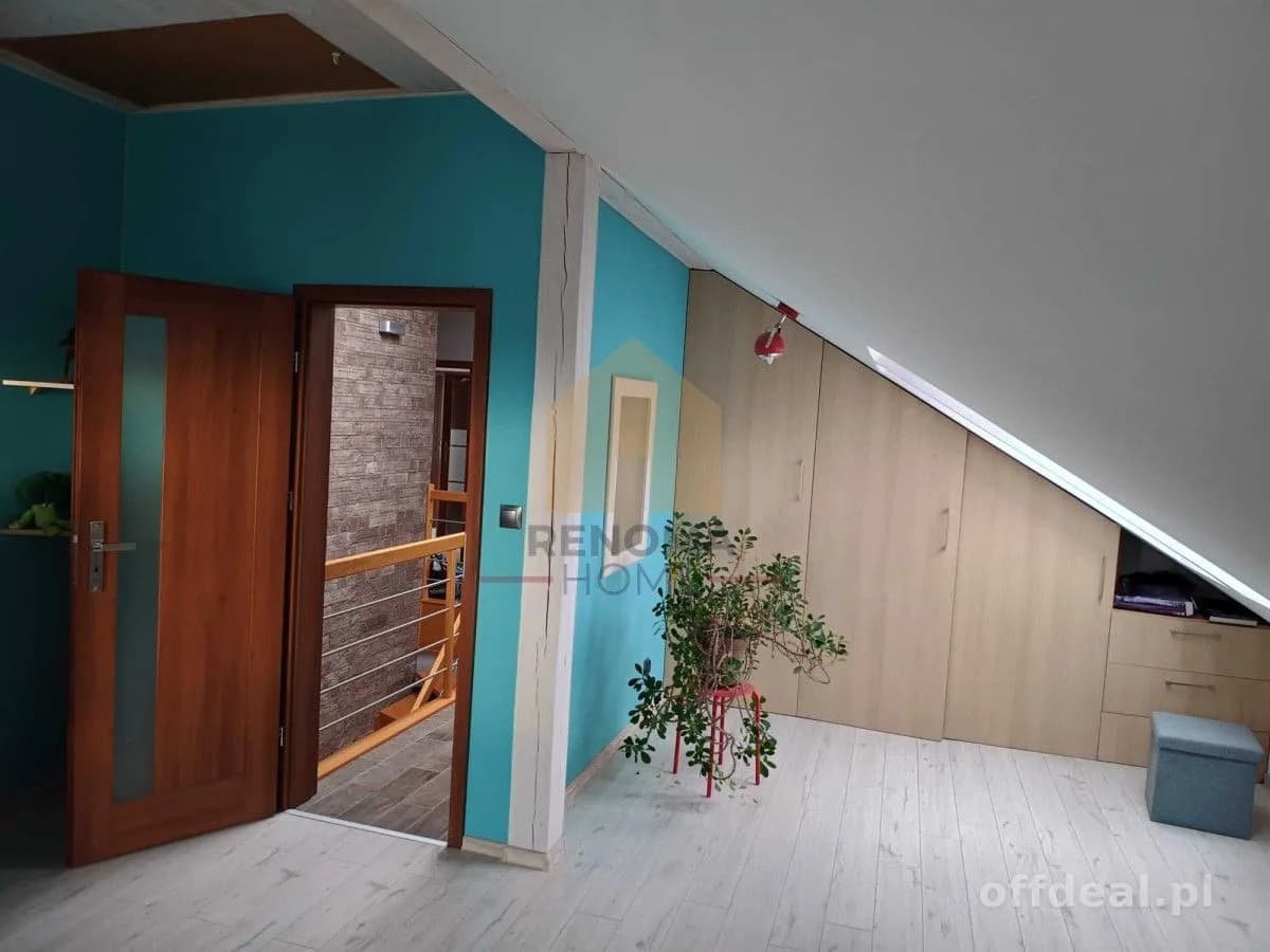 maison à vendre à Kochlice | 6 pièces | 230 m²