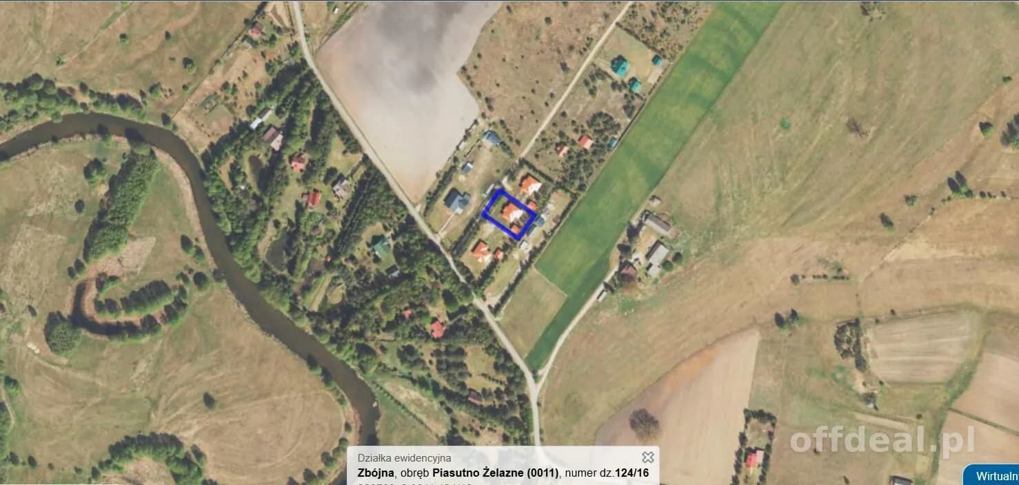 Dom w stanie surowym nad rzeką Pisa Piasutno Żelazne
