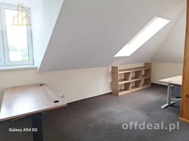 bien commercial à louer à Grodzisk Mazowiecki | 220 m²