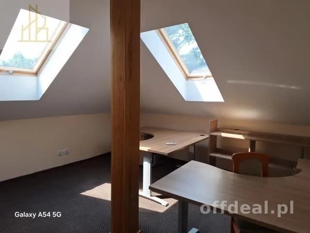 bien commercial à louer à Grodzisk Mazowiecki | 220 m²