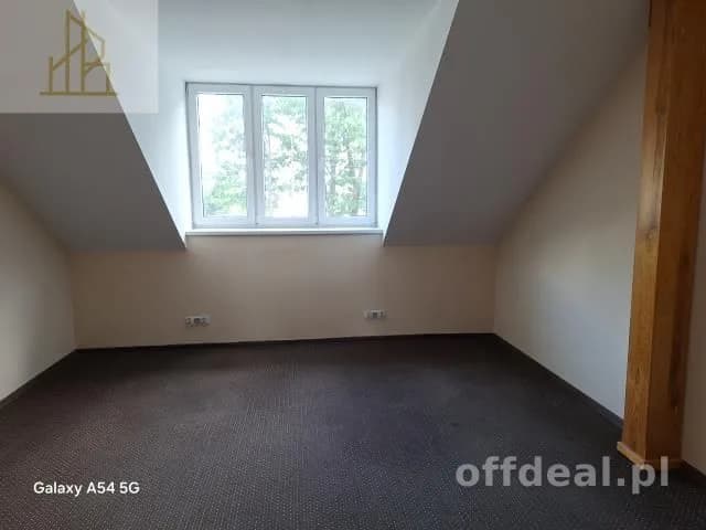 bien commercial à louer à Grodzisk Mazowiecki | 220 m²