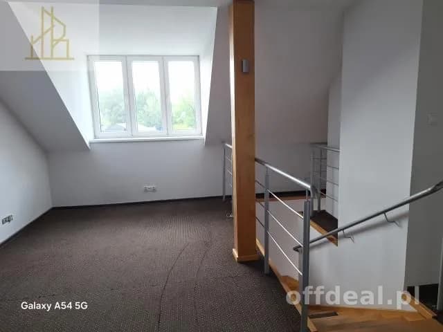 bien commercial à louer à Grodzisk Mazowiecki | 220 m²