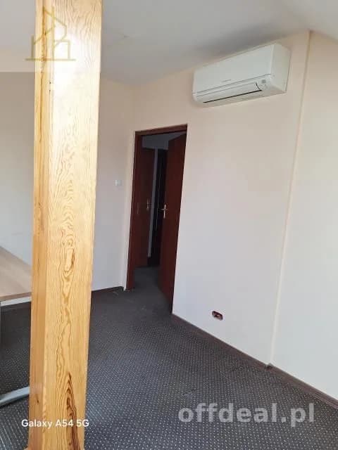 bien commercial à louer à Grodzisk Mazowiecki | 220 m²