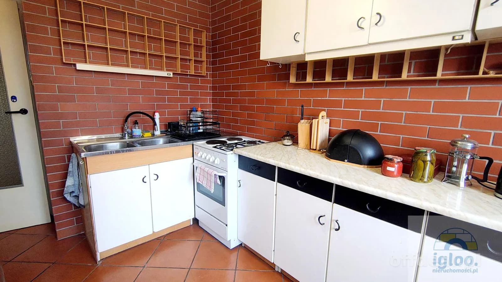 Barwinek 3 Pokoje Oddzielna kuchnia 1 piętro