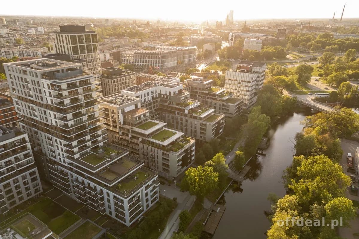Podwójne miejsce postojowe w centrum