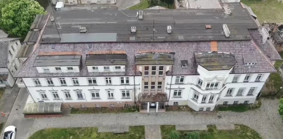 комерційна нерухомість на продаж у Góra | 5 378 m²