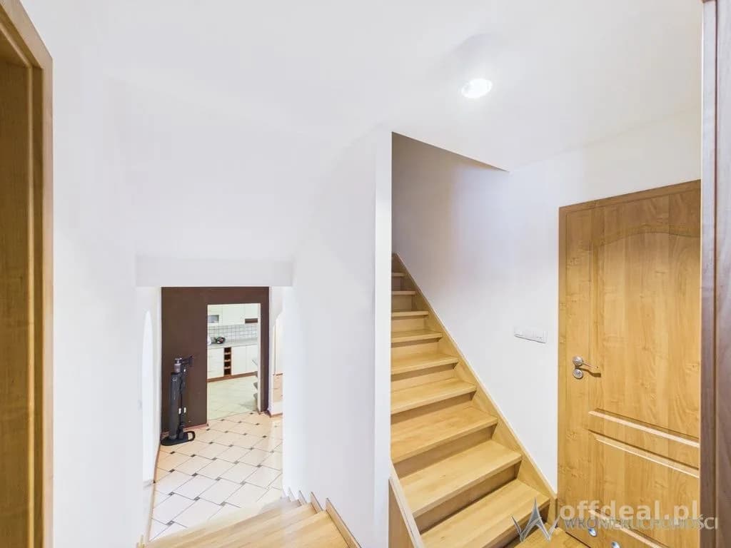 4-Zimmer Haus zum Verkauf in Dobroszyce | 191,02 m²