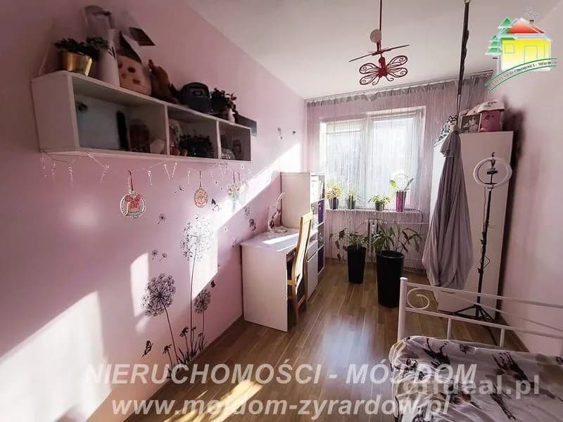 Funkcjonalne M-4, gotowe do zamieszkania.