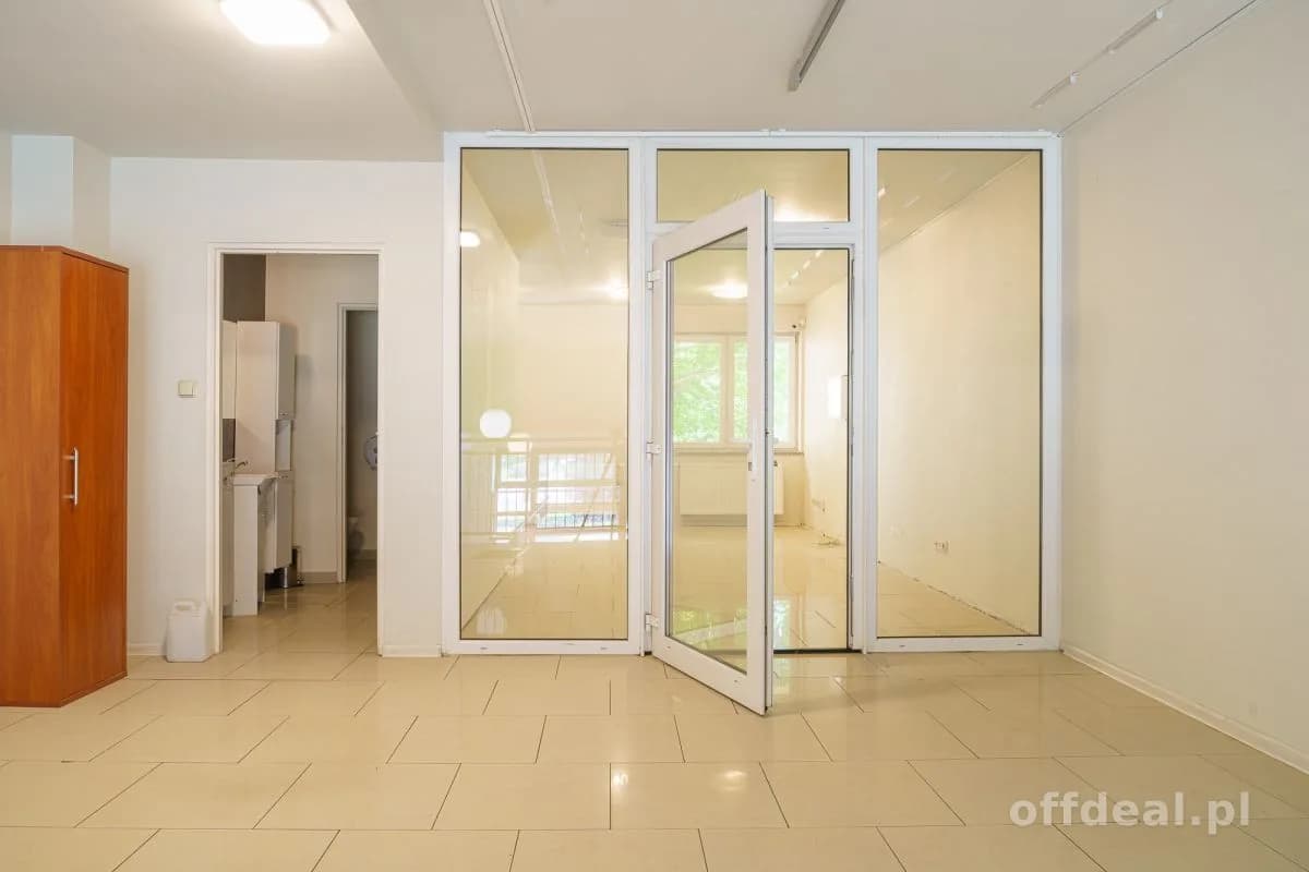 Wynajmę lokal 146 m²witryny ul.Przyjaźni