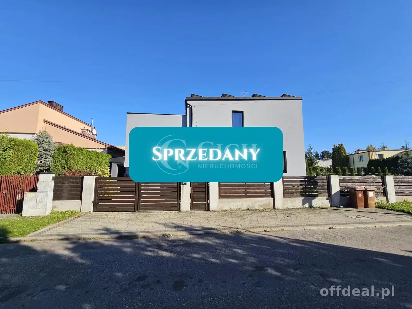 Przestronny Dom w Tarnowie: Idealne Miejsce dla Rodziny.