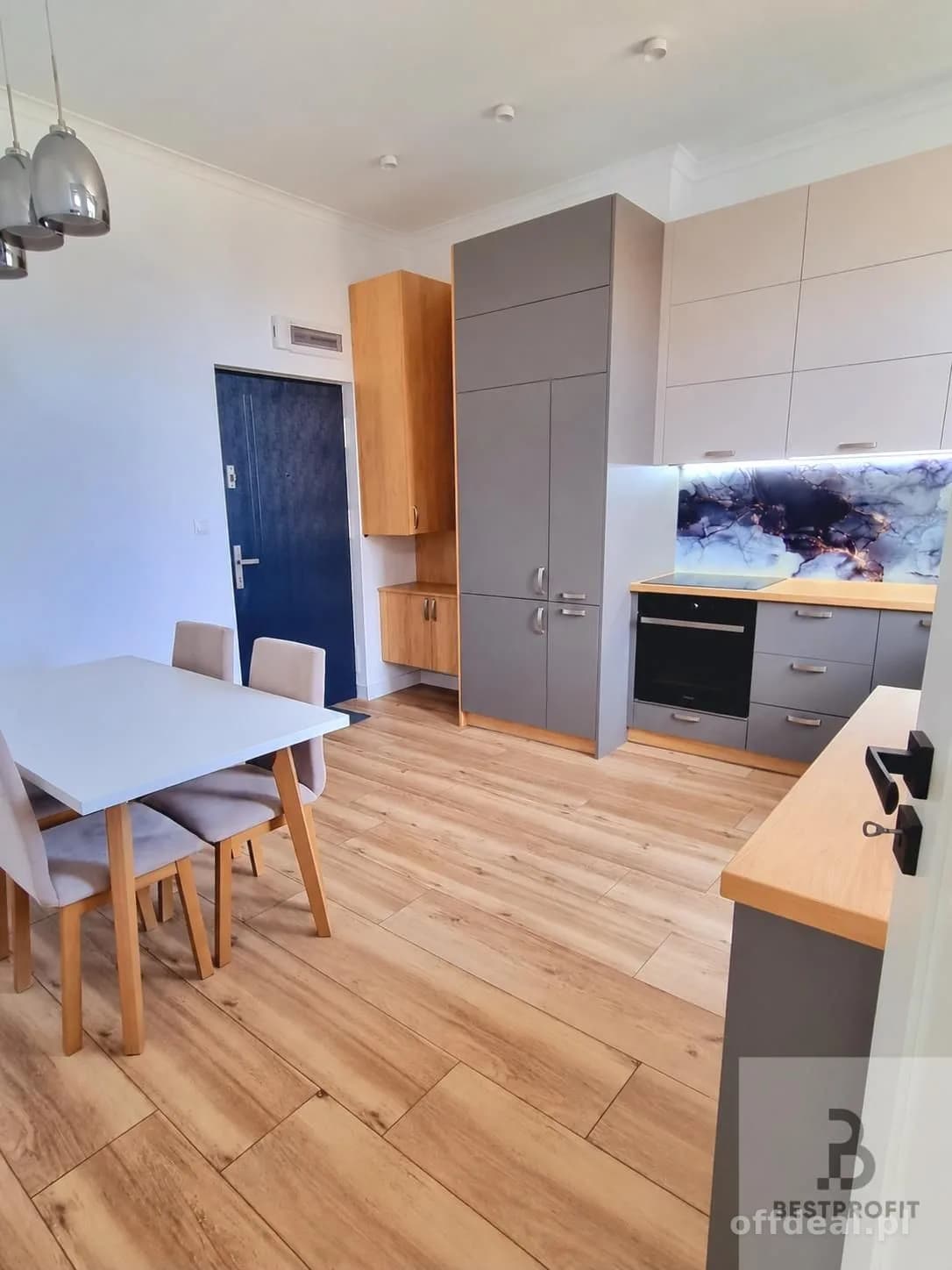квартира на продаж у Słupsk | 5-кімн. | 126 m²