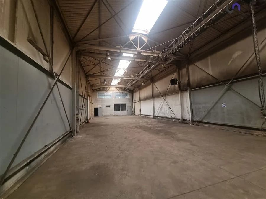 комерційна нерухомість в оренду у Ruda Śląska | 560 m²