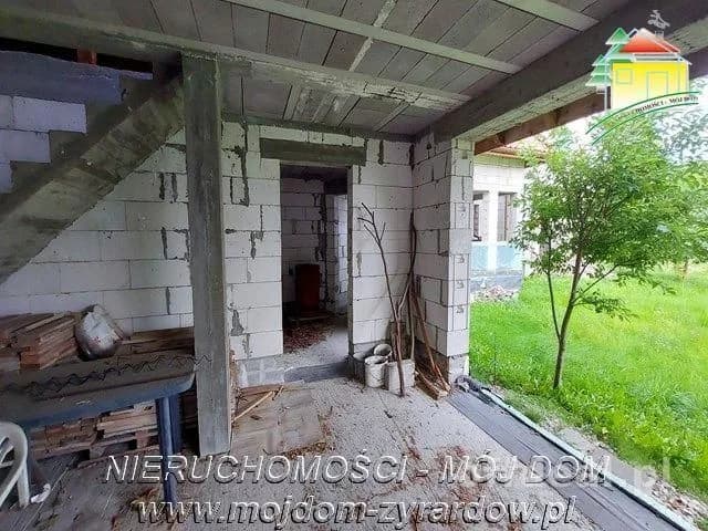 Wygodny, przestronny dom w Korytowie