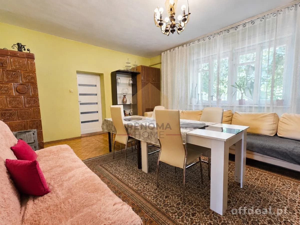 будинок на продаж у Kosarzyn | 6-кімн. | 170 m²