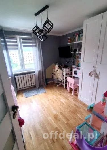 2 pokoje/ balkon/ lasek/ piwnica/ parking