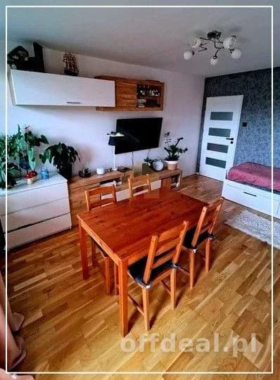 2 pokoje/ balkon/ lasek/ piwnica/ parking