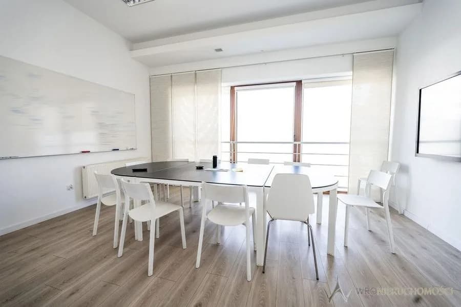 Lokal inwestycyjny 459 m² + taras 50 m²