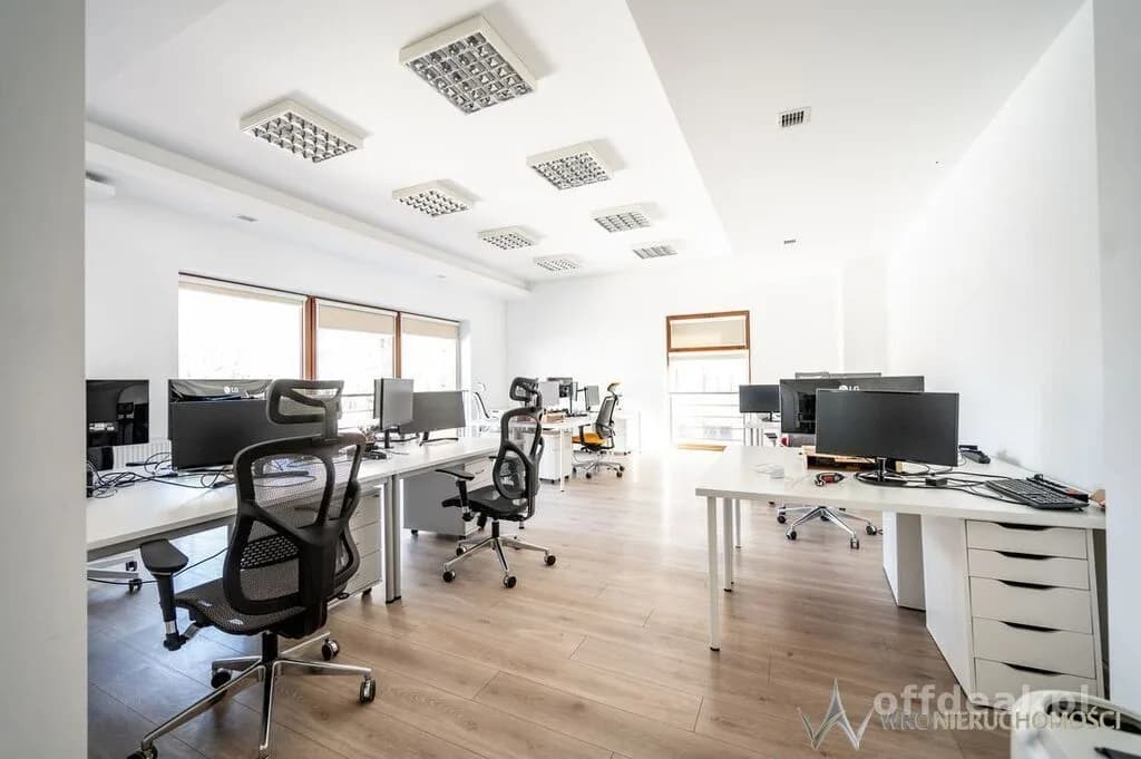 Lokal inwestycyjny 459 m² + taras 50 m²