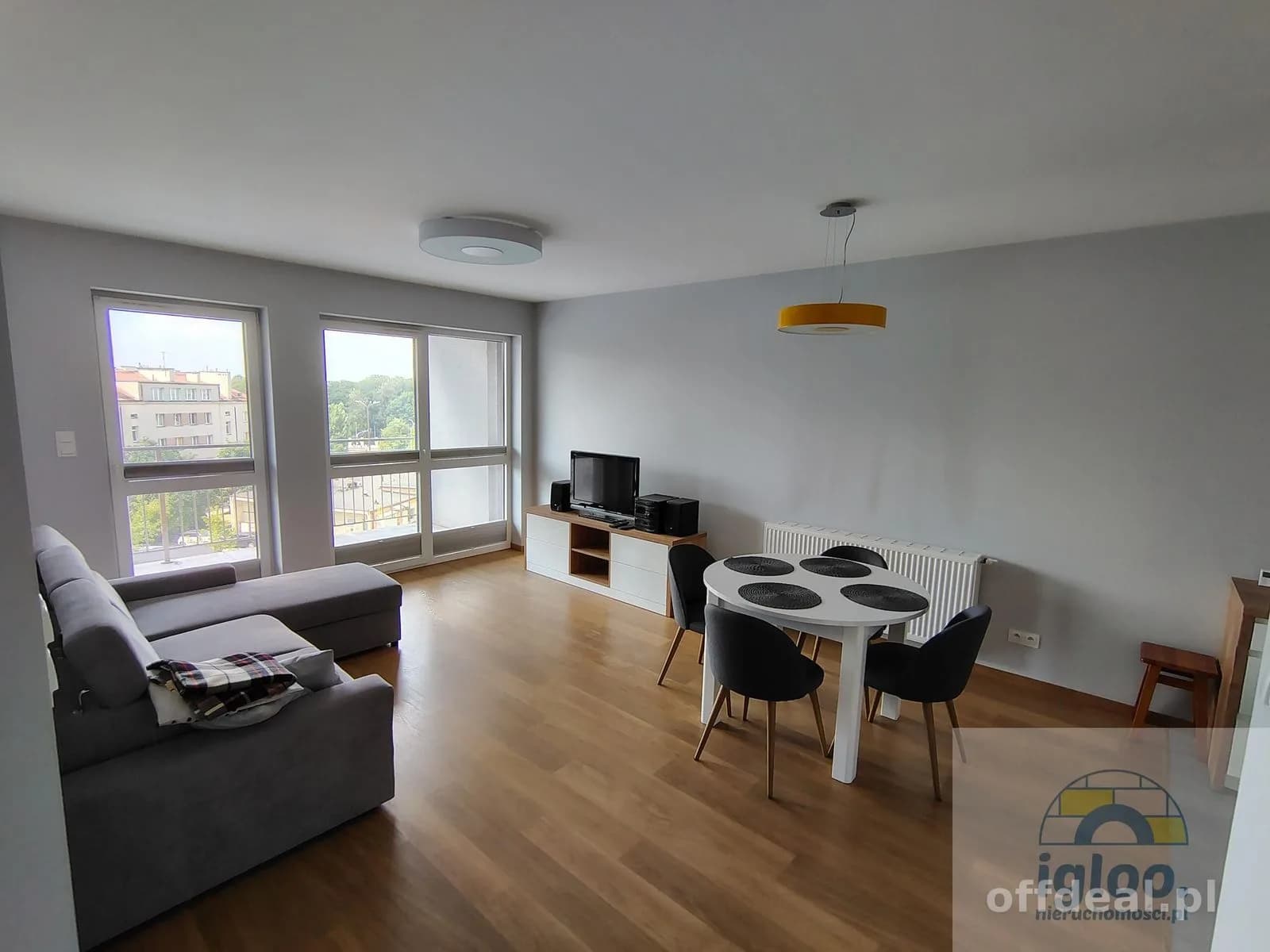 Apartament - Wynajem - Centrum - 1 piętro