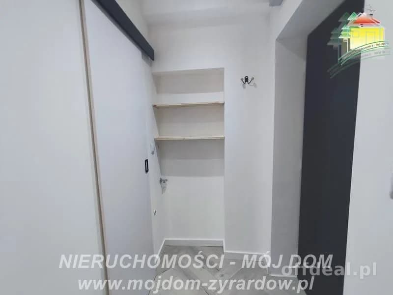 Śliczna mikrokawalerka na pierwszym piętrze.