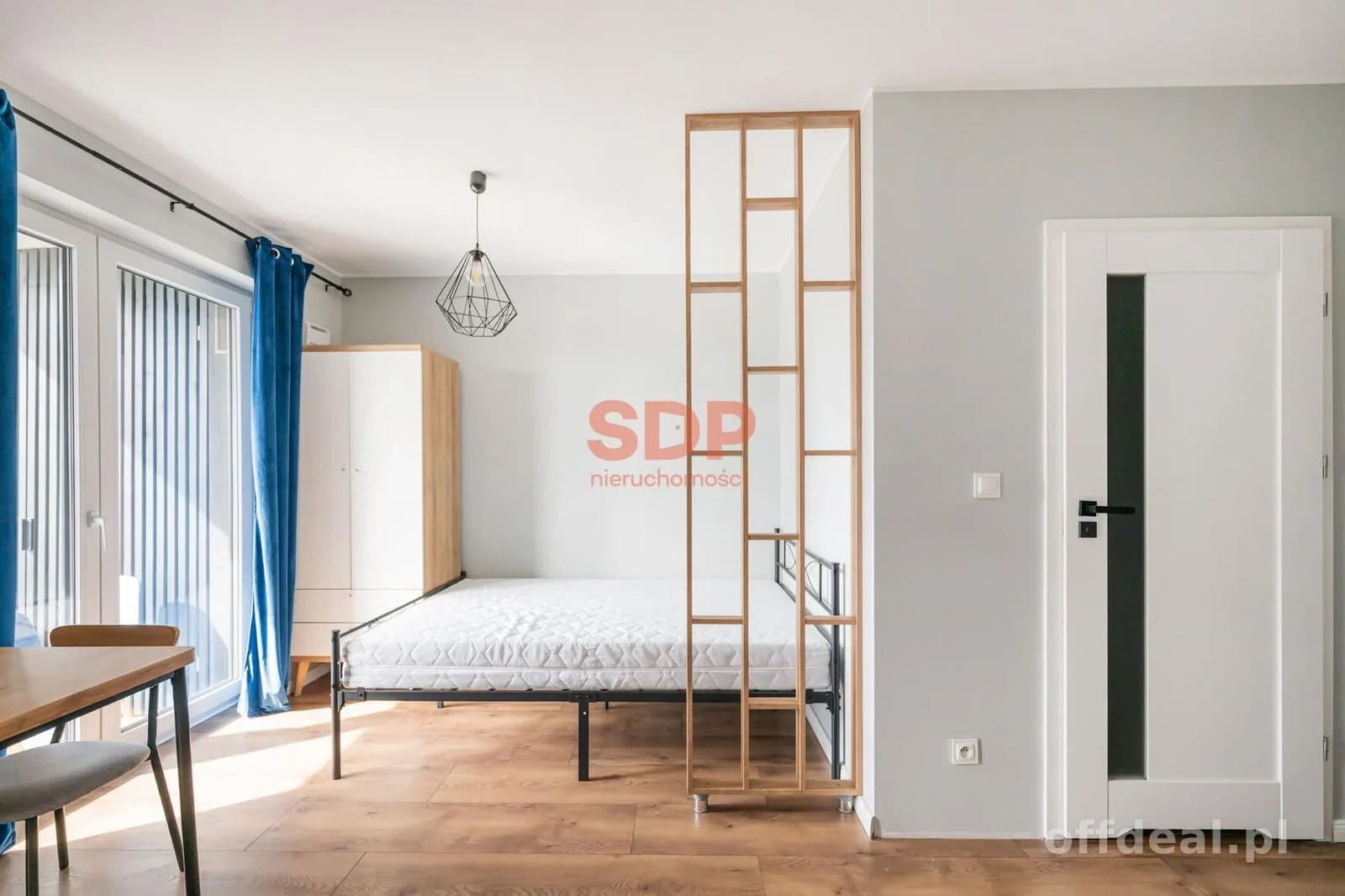 Słoneczny apartament z balkonem w Centrum przy Al. Armii Krajowej
