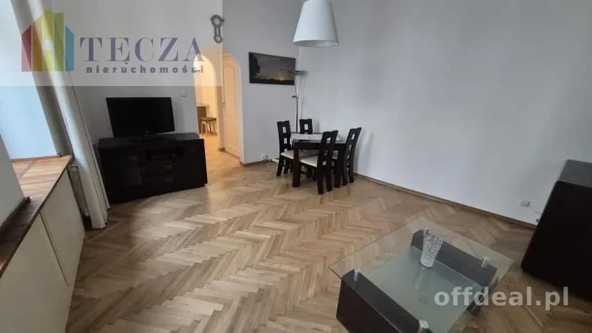 3,5 m wysokości|Kamienica|350 m od Łazienek| Metro