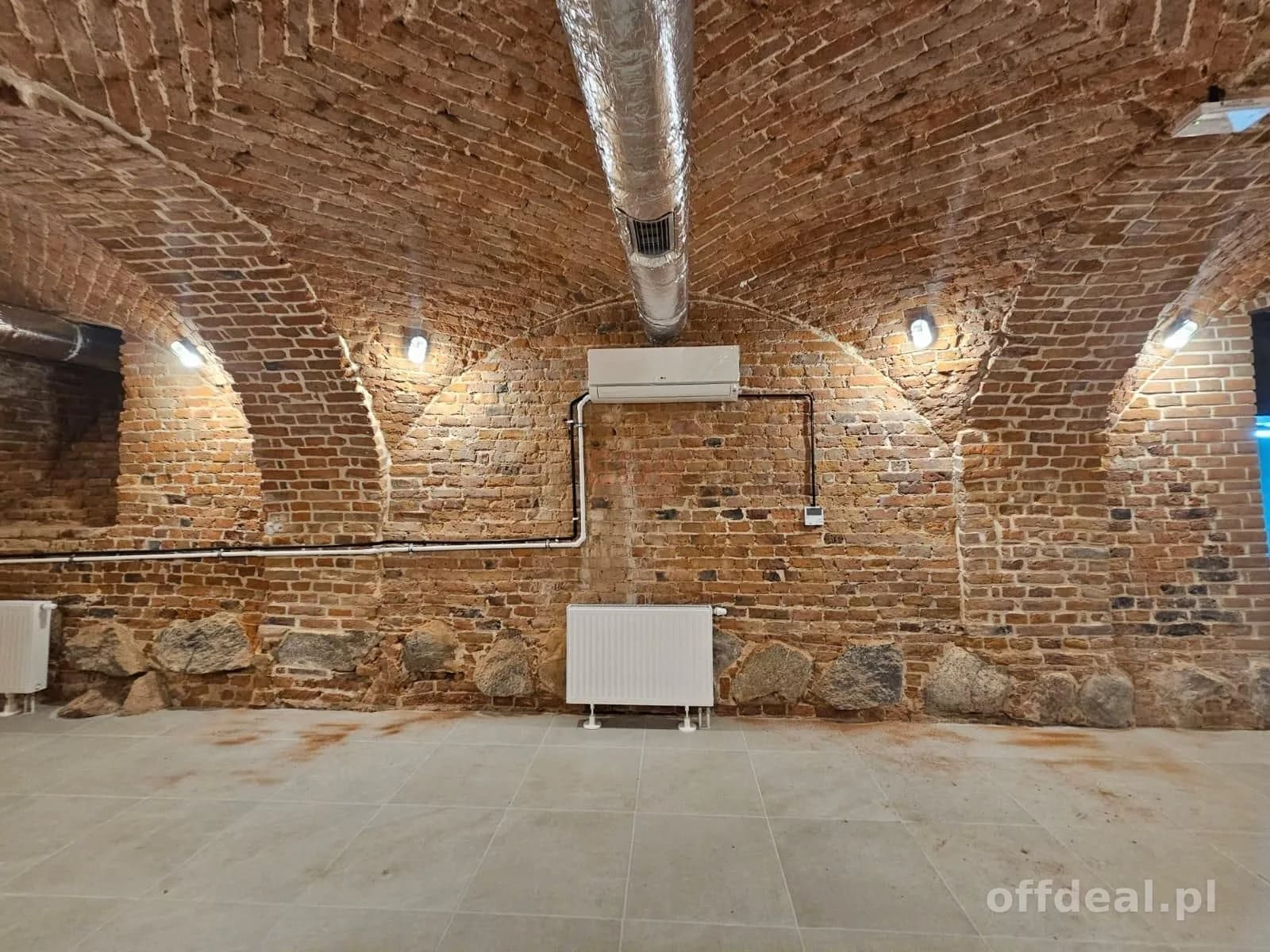 Gewerbeimmobilie zum Verkauf in Wrocław, Śródmieście, Nadodrze | 265,49 m²