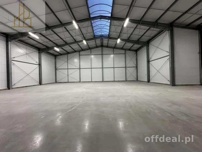 bien commercial à louer à Nadarzyn, Szamoty | 620 m²