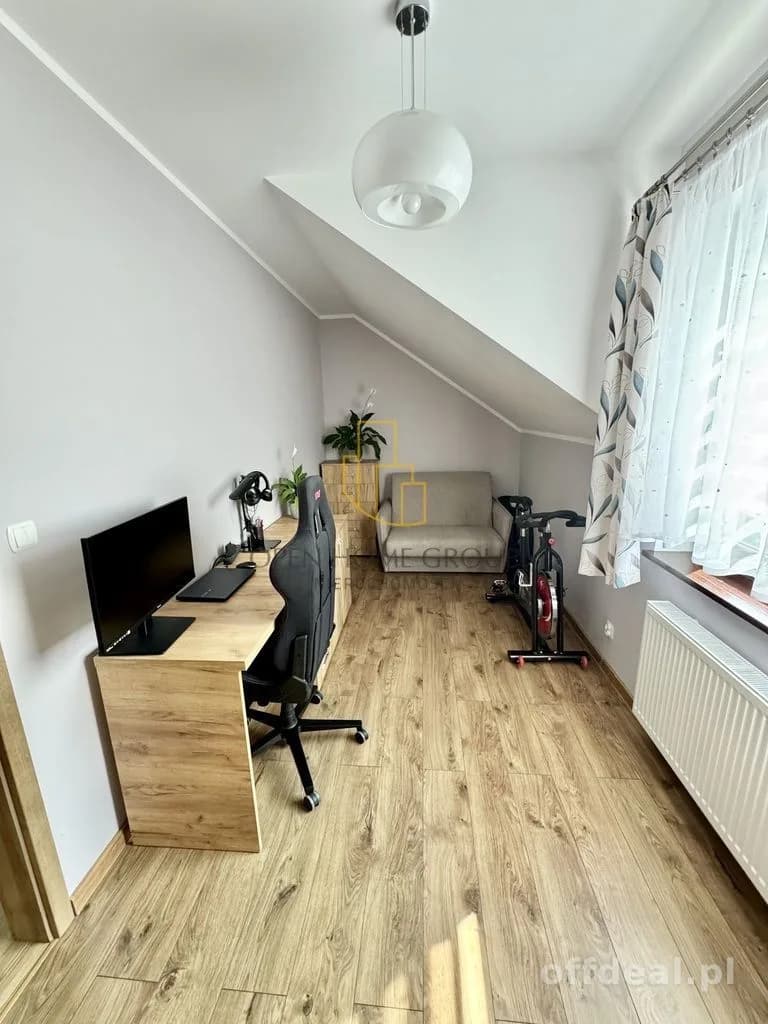 Ok Leśnica - balkon- ogród- strych- parking-3pokoje