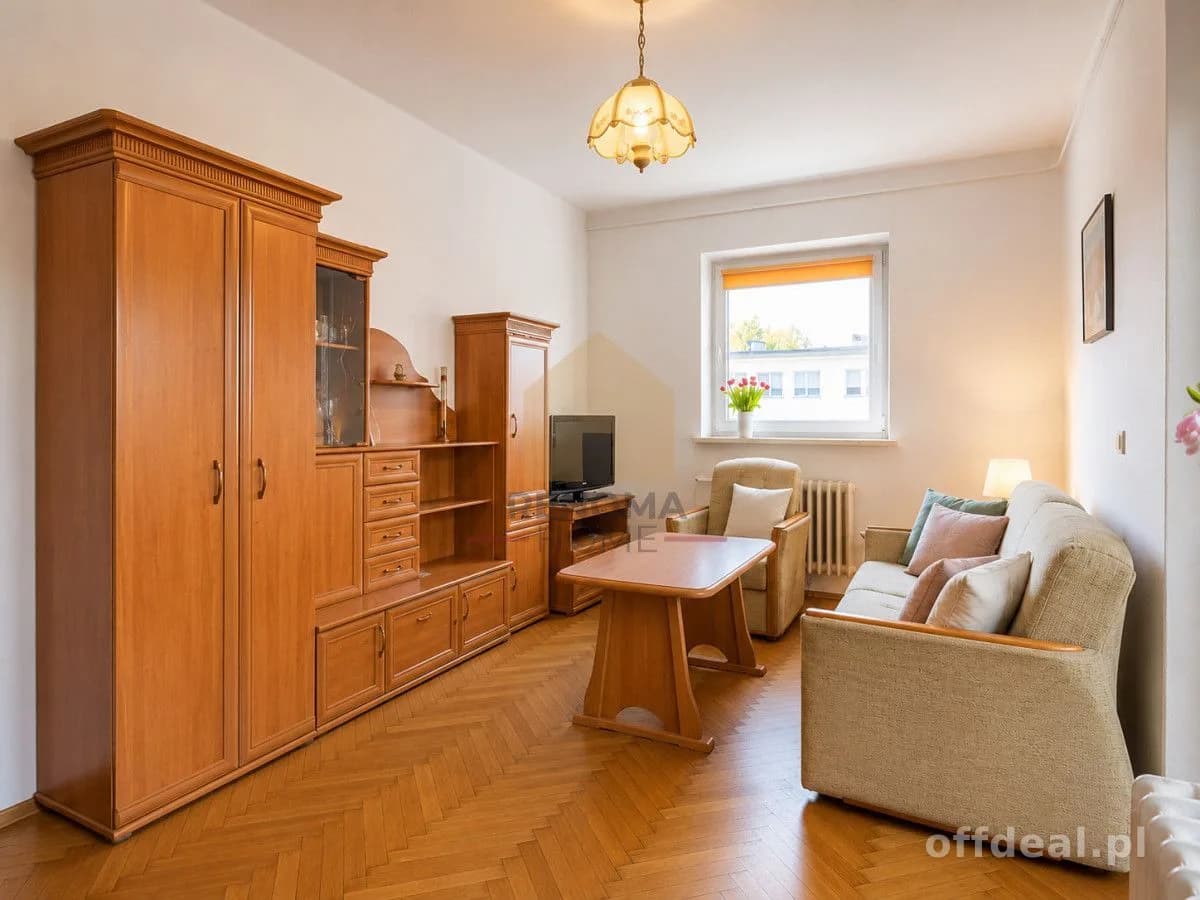 Centrum | 2 Pokoje | Balkon | Kamienica | 38 m²