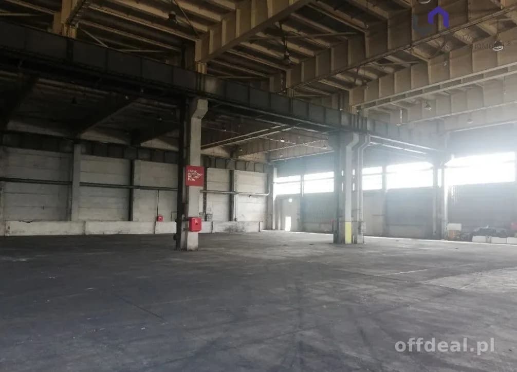 bien commercial à vendre à Bytom | 3 850 m²