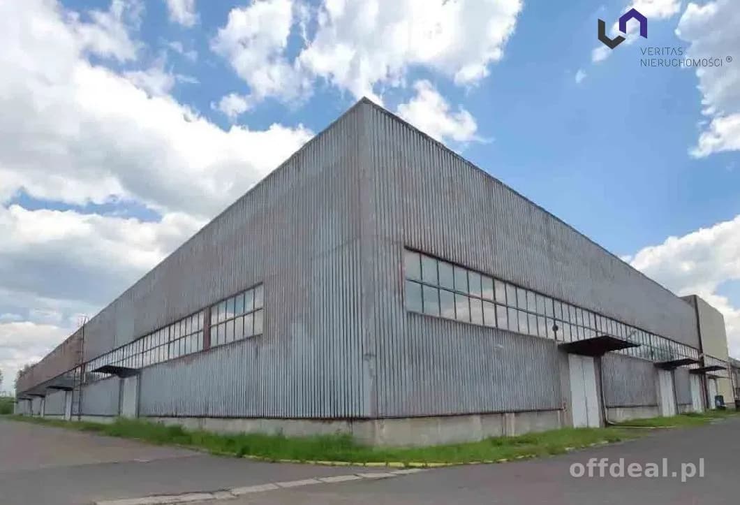 bien commercial à vendre à Bytom | 3 850 m²