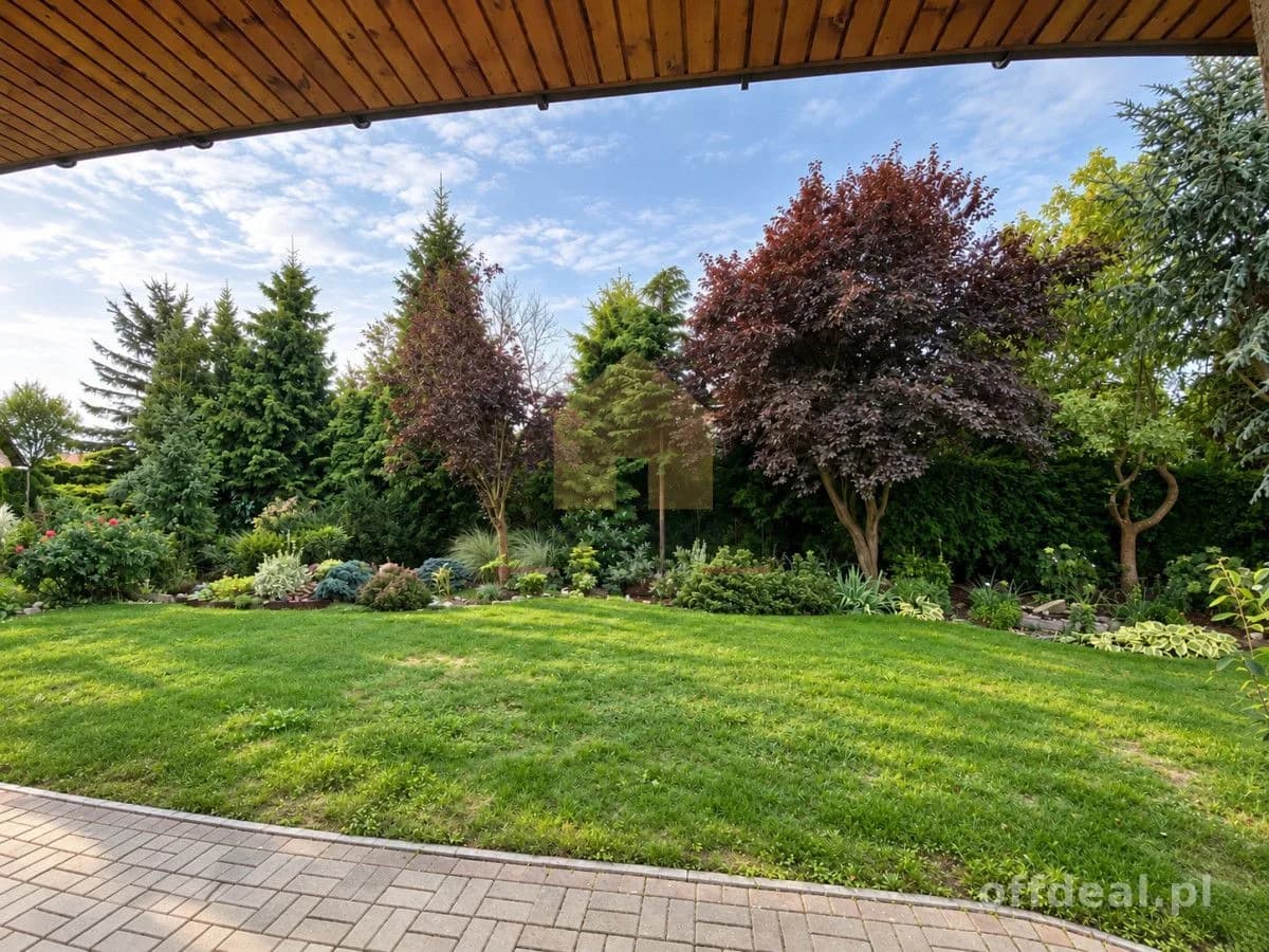 Dom wolnostojący 244 m2 | 6 pokoi | Garaż w bryle